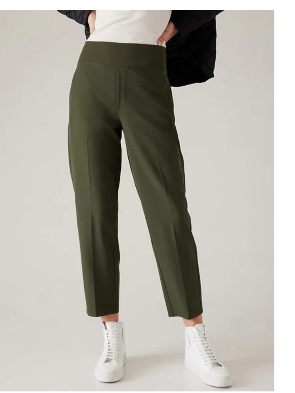 Athleta Endless Green Olive Straight-Leg High-Rise Pants Women’s Size 6